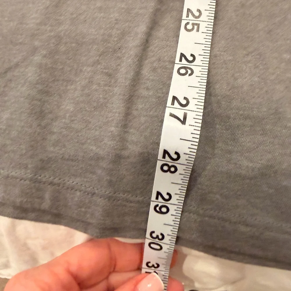 The North Face Graphic T Shirt Gray Red‎ White Blue Logo Mens XL Tee
